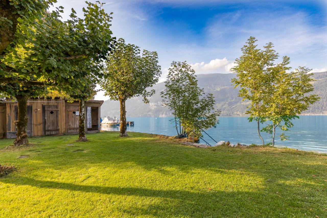 Strandhuesli Directly On Lake Thun Därligen Zewnętrze zdjęcie
